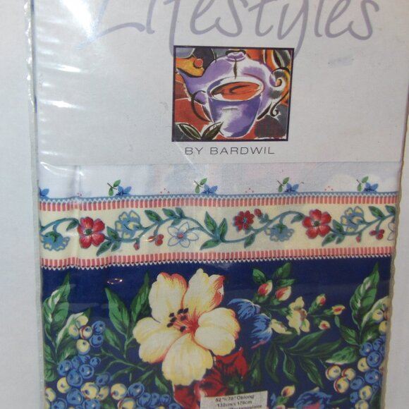 Flowers Tablecloth by Bardwil Linens 60"x84" Oval Oblong Tablecloth - Picture 1 of 3